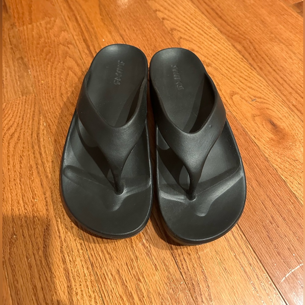 Skims Brand New (NWT) molded sandal Onyx Black - Picture 2 of 7